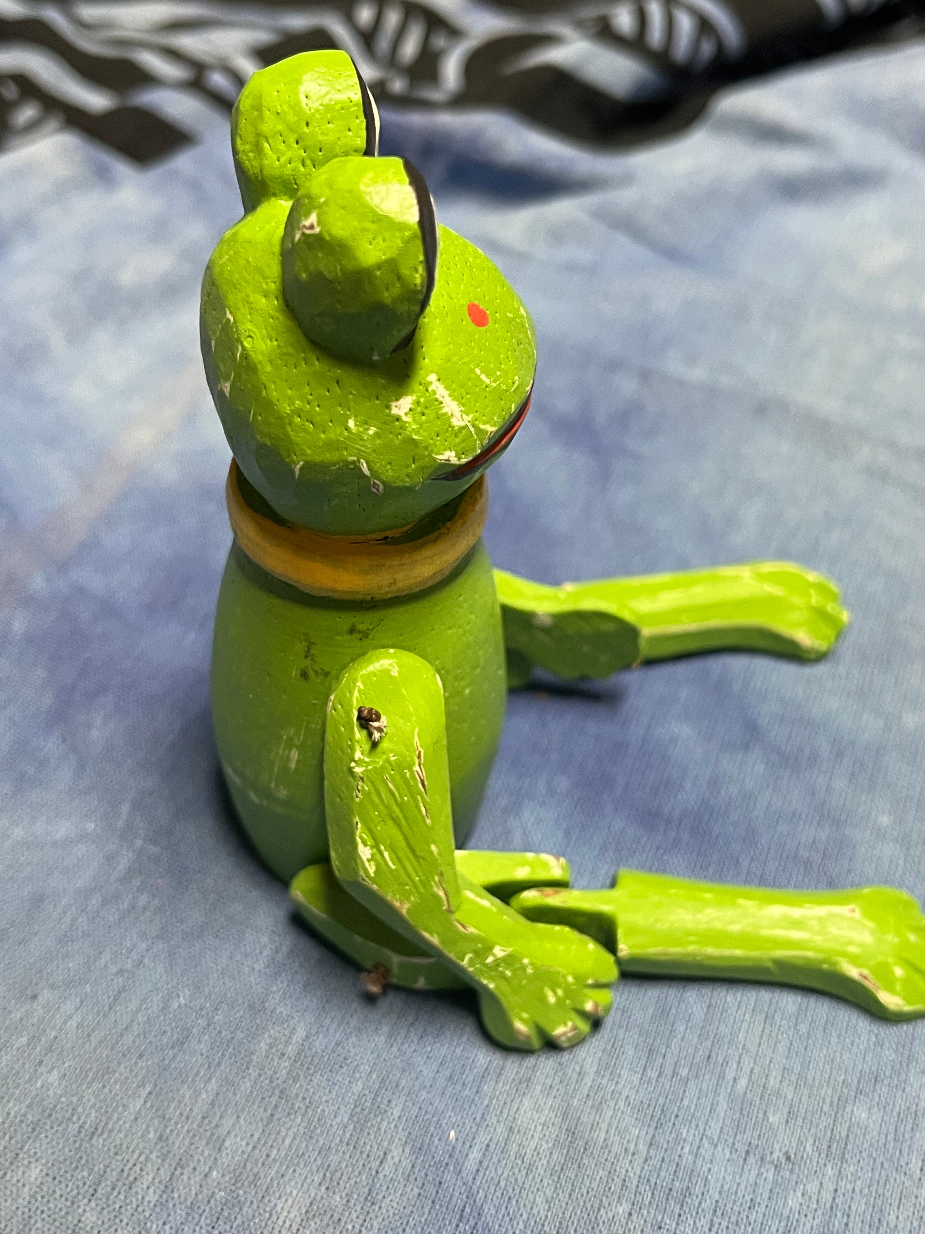 Frog Bendable Figurine